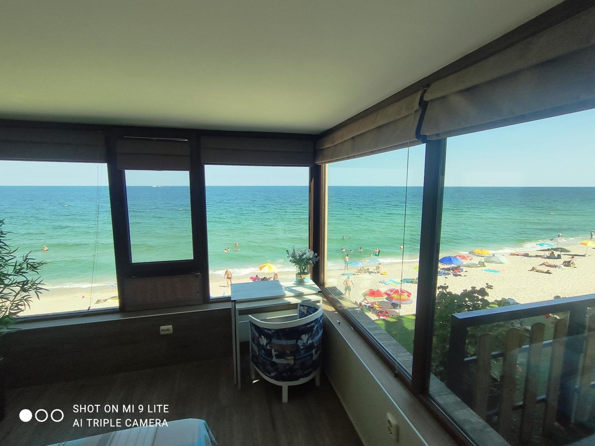 Hemingway Rooms In Happy Beach Varna Exterior foto